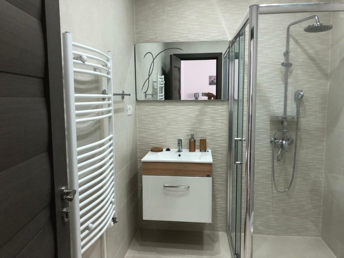 Hôtel Casa Lui Mamaia à Constanţa Extérieur photo
